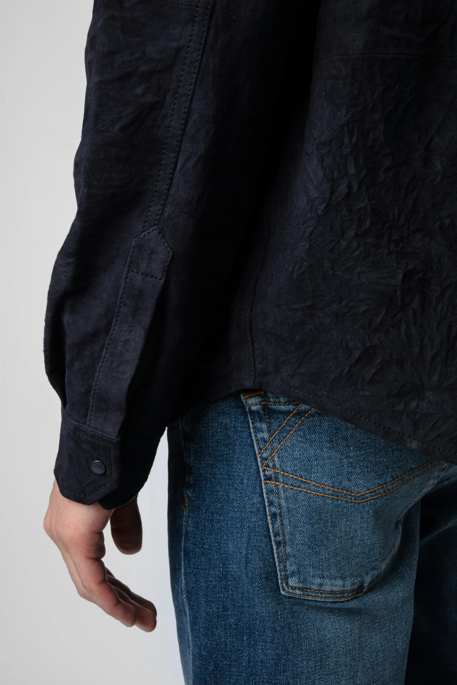 Zadig & Voltaire Serge Suede Shirt Encre 4 Zadig & Voltaire Serge Suede Shirt Encre - Image 4